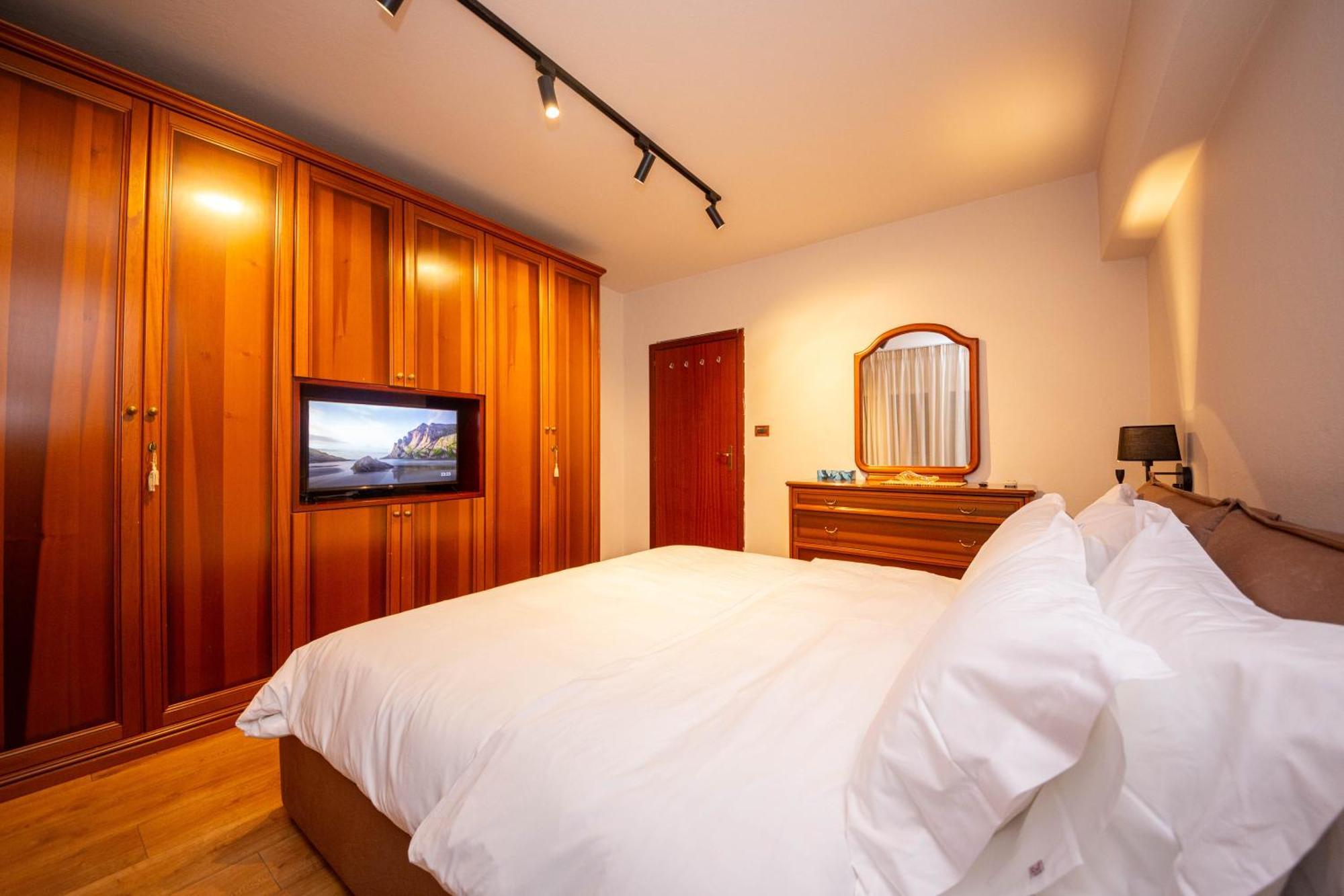 Blloku Unique Apartments 3 Tiran Dış mekan fotoğraf