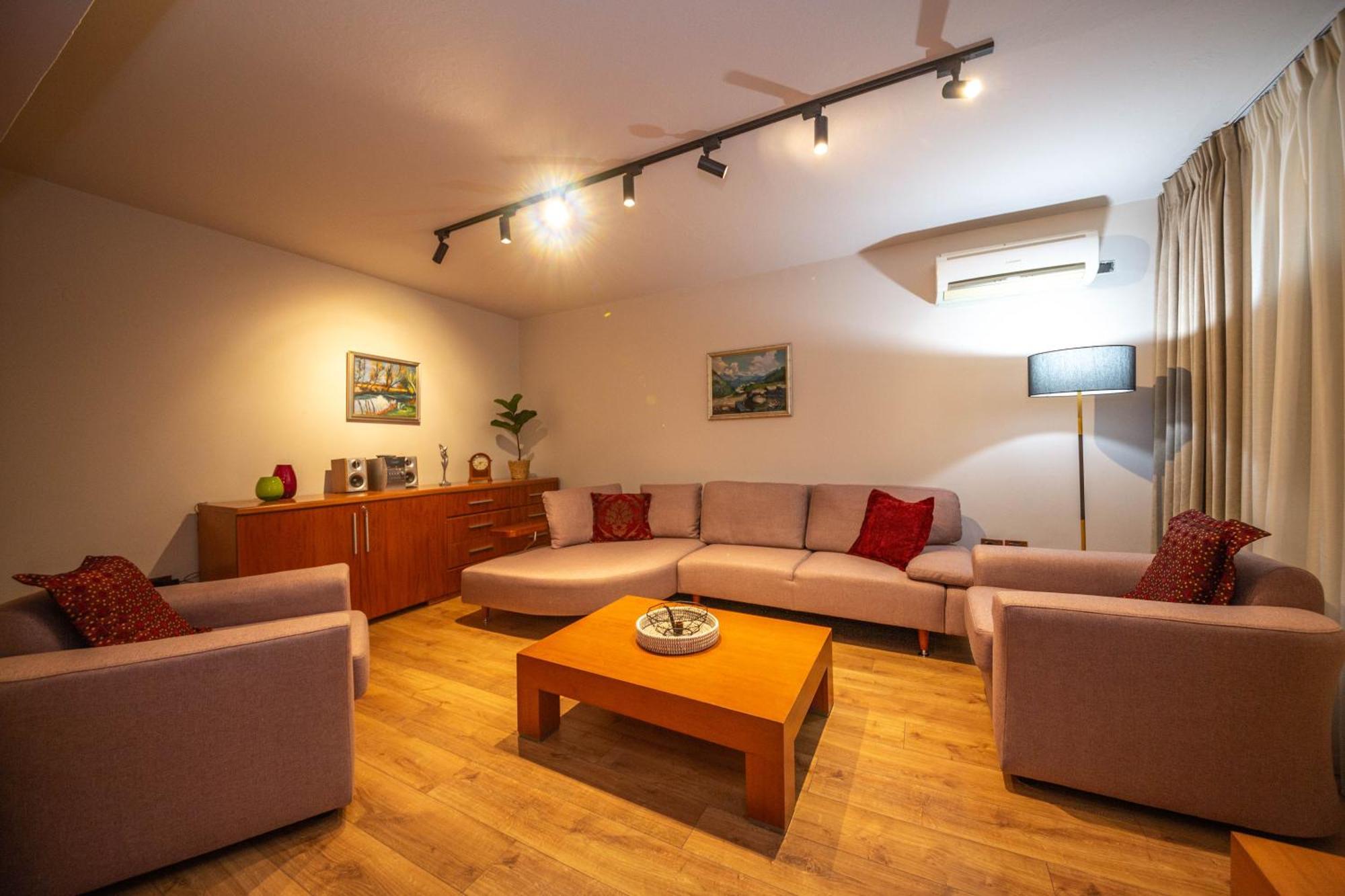 Blloku Unique Apartments 3 Tiran Dış mekan fotoğraf